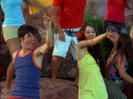 miley-cyrus_COM-highschoolmusical2-cameo-caps12