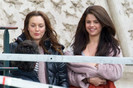 Selena+Gomez+Leighton+Meester+Selena+Gomez+a-nB7NidRLll