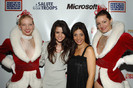Selena+Gomez+Salute+Troops+Presented+Microsoft+ig3DriUEpXxl