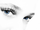 Ochi albastru inchis