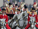 Royal+Wedding+Carriage+Procession+Buckingham+8K7RP6Ed12ll