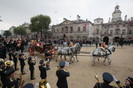 Royal+Wedding+Carriage+Procession+Buckingham+I2hLTC_yT67l