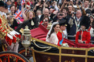 Royal+Wedding+Carriage+Procession+Buckingham+LA4nBBIwha4l