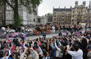 Royal+Wedding+Carriage+Procession+Buckingham+Q5lfFFw27-ol
