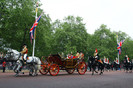 Royal+Wedding+Carriage+Procession+Buckingham+qBeif4PBSrUl