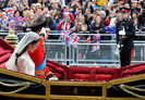 Royal+Wedding+Carriage+Procession+Buckingham+QcR66bSZqBAl