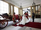 Royal+Wedding+Carriage+Procession+Buckingham+P4sVoXZyeRwl