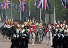 Royal+Wedding+Carriage+Procession+Buckingham+tgKFwsc5n3Tl