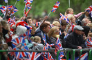 Royal+Wedding+Carriage+Procession+Buckingham+wQovYJAHf34l
