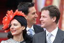 Royal+Wedding+Carriage+Procession+Buckingham+BXSfWTtXXOwl