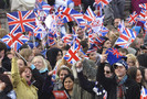 Royal+Wedding+Carriage+Procession+Buckingham+4bR63Z_u-yBl