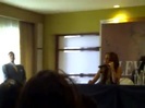 Miley Cyrus en Ecuador.. Rueda de prensa 035