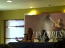 Miley Cyrus en Ecuador.. Rueda de prensa 061