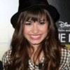 Demi_Lovato_1230144704_2[1]