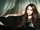 Miley_wallpaper-bymhuleta-miley-cyrus-17806953-1024-768
