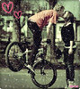 Sarut pe bicicleta..intimitate extrema =]]in drum