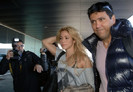 Shakira+Gerard+Pique+Picks+up+Shakira+sEr00269foZl
