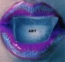 17763463_JYMUGSNWH - buze colorate