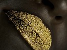 Yellow-Glitter-lips-7052603-1024-768