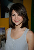 Selena+Gomez+Short+Hairstyles+Bob+0qr3JBoLcqzl