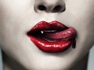 blood red lips Wallpaper__yvt2