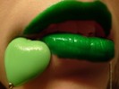 green_lips_by_erinsayshello