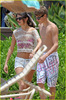 selena-gomez-justin-bieber-kiss-06