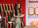 Anahi (60)