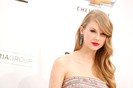 Taylor Swift 2011 Billboard Music Awards Arrivals cxoNVj6MRNXl