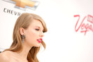 Taylor Swift 2011 Billboard Music Awards Arrivals Sw2cSCVXvRsl