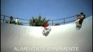 normal_Anahi_Comercial_Snickers_Latinoamerica_(frame_278)