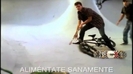 normal_Anahi_Comercial_Snickers_Latinoamerica_(frame_328)