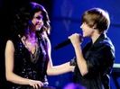 225x169_065549-selena-gomez-si-justin-bieber