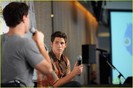 Nick-Jonas-Chewy-Superstar-Concert-nick-jonas-22713501-1222-815