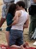 robert_pattinson_kristen_stewart_kissing_honeymoon_breaking_dawn_300x400