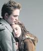 Rob-Kristen-robert-pattinson-and-kristen-stewart-3610336-244-285