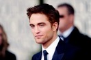 robert-pattinson-300x199
