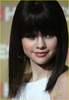 selena-gomez-cnn-hero-12