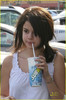 selena-gomez-subway-sweetie-02