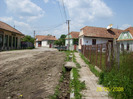 ulita de - pe sub curte-