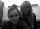 Miley & Tish _See you in Manila_ 077