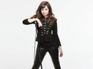 Demi-Wallpaper-