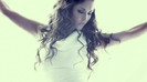 Anahi___Quiero_(_Official_Music_Video_)_709
