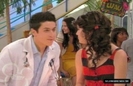 normal_selena-gomez-065