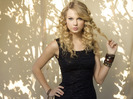 Taylor-Swift-taylor-swift-4200933-1024-768