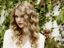 Beautiful-Taylor-taylor-swift-23103614-1600-1200