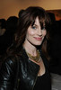 Laura Leighton (8)