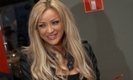 bianca-dragusanu-danseaza-lasciv-si-se-mangaie-cu-o-blonda-video-71732