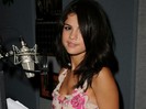 Selena-Wallpaper-selena-gomez-23276597-1024-768