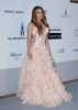 jennifer-lopez-556376l